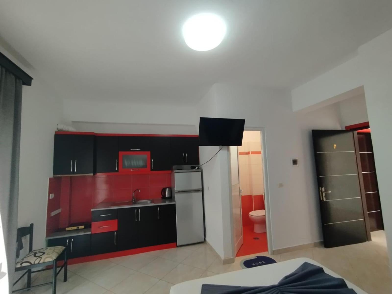 Vila Erjoni *