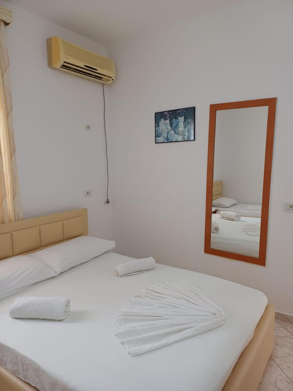 Vila Erjoni Aparthotel *