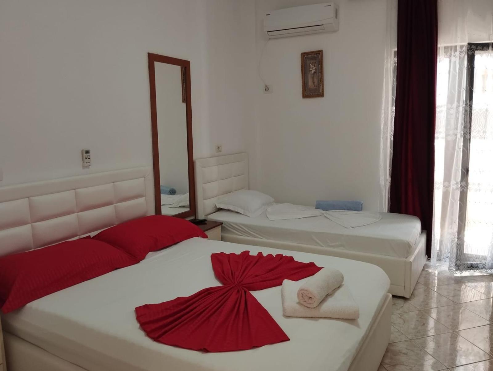 Vila Erjoni Aparthotel Ksamil