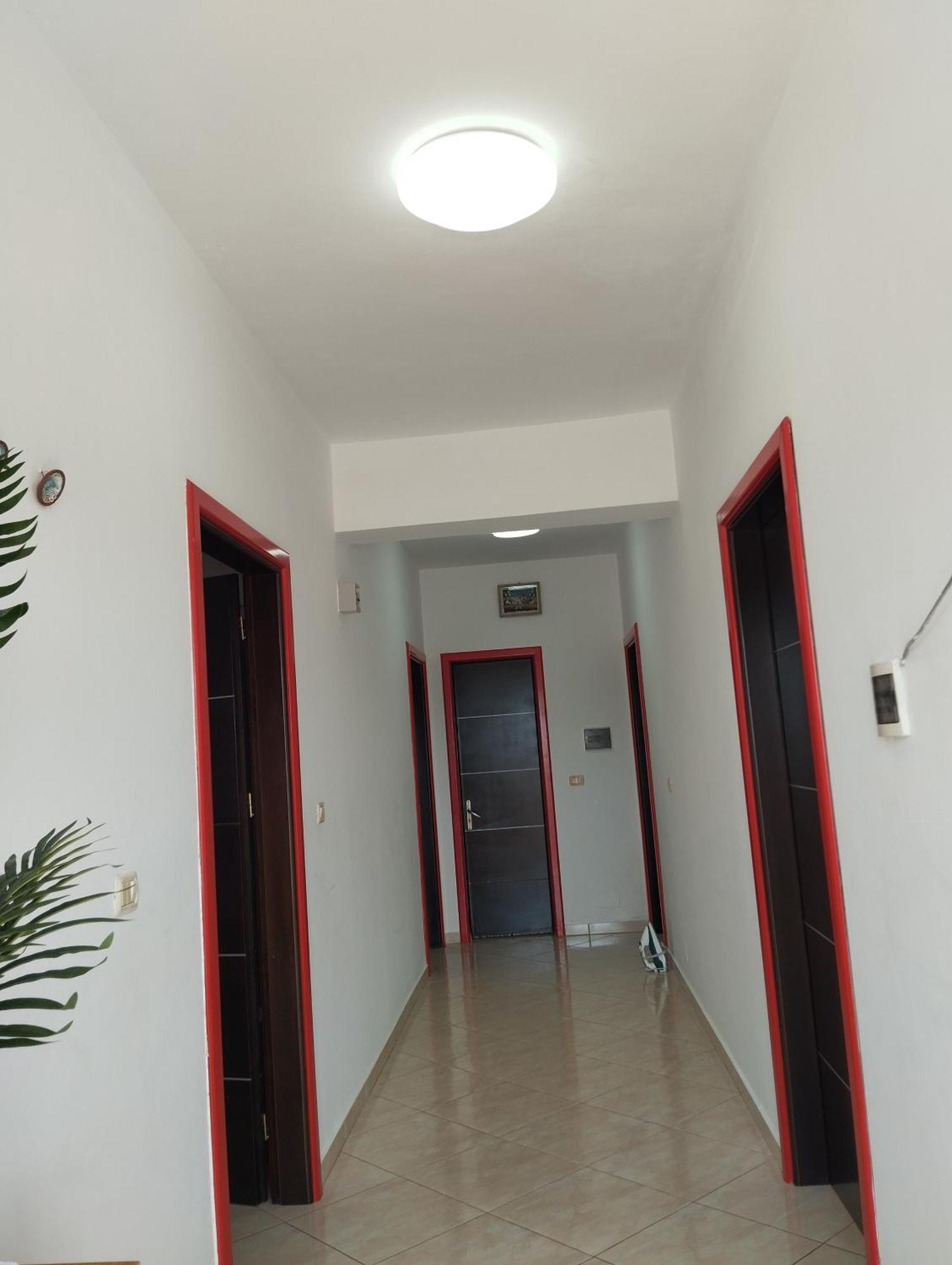 Erjoni Aparthotel *